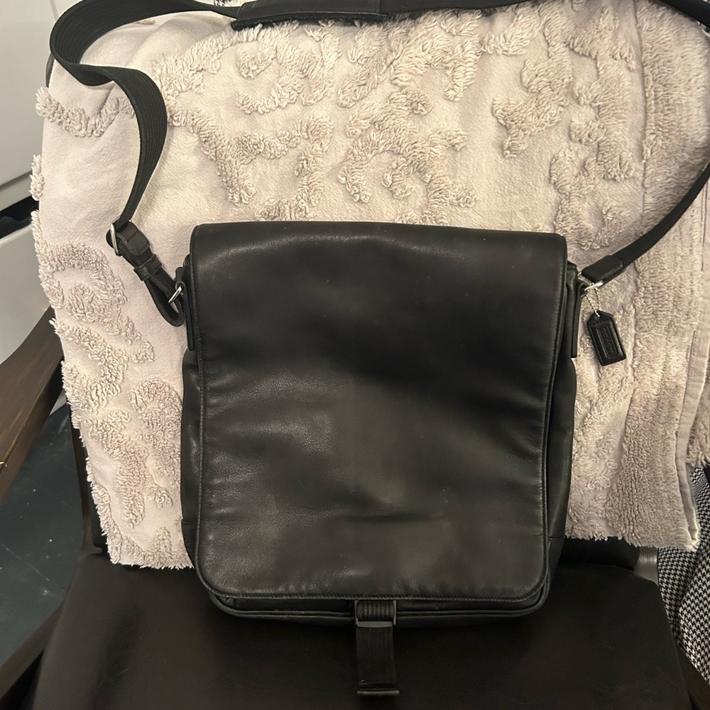 Vintage Coach 9144 Legacy Studio Flap Crossbody Messanger Bag